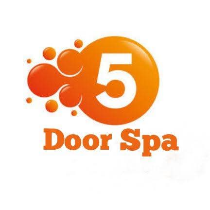 FIVE DOOR  SPA
